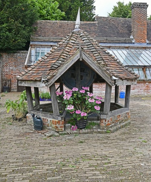 Chilham Castle - original well