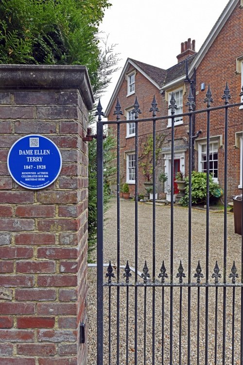 House in Wateringbury associated with Dame Ellen Terry