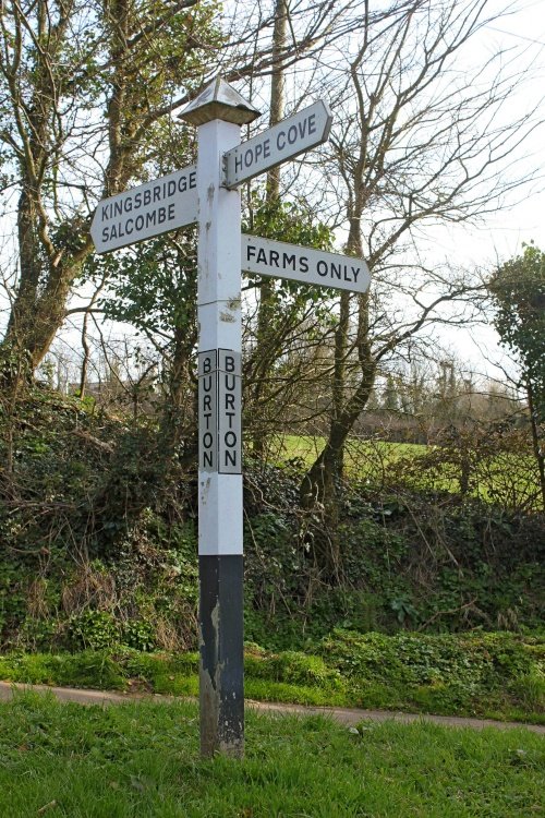 Burton Signpost