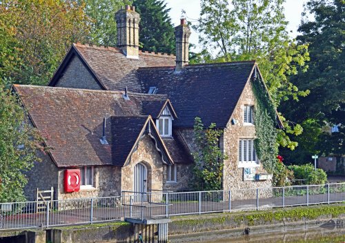 Allington Lock on the River Medway