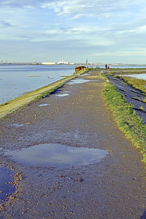 River Medway at Gillingham Riverside Country Park