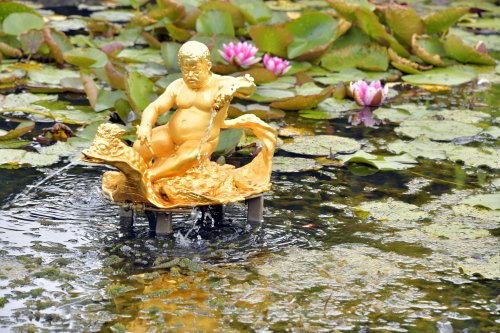 Hever Castle Gardens