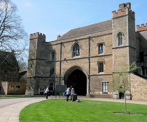Ely Porta, near the cathedral