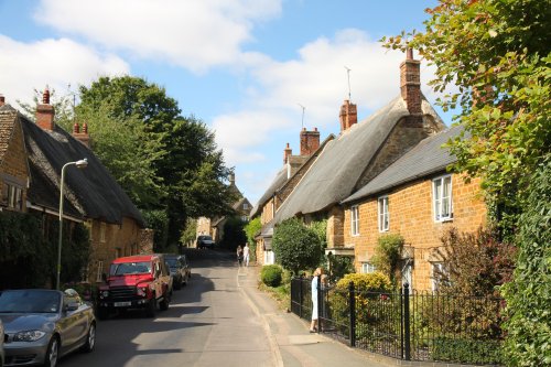 Period cottages in Hook Norton