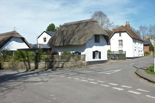 Ewelme High Street Thatched Cottages