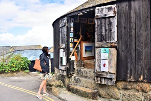 Sennen's Gallery in the Round