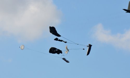 2 of 4, Hercules Sea Drop