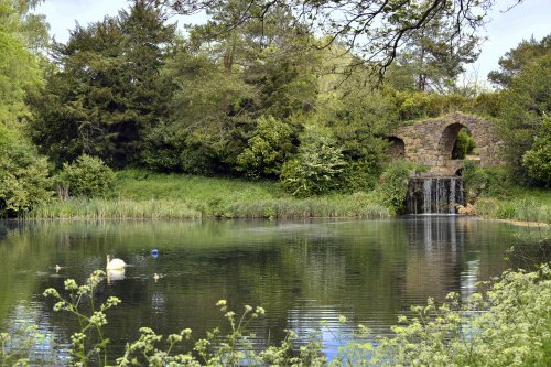 The Octagon Lake at Stowe Gardens