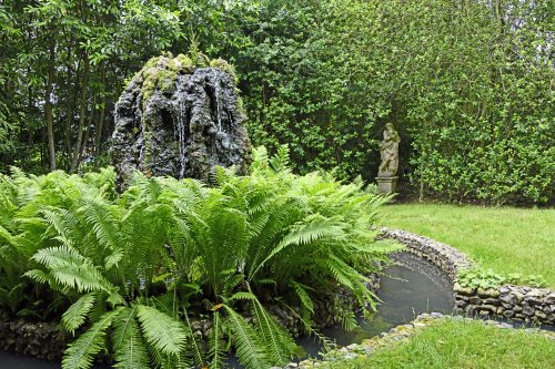 Woolbeding Gardens - Four Seasons Garden