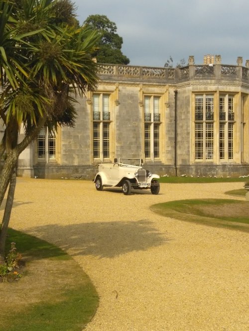 Beautiful car at Highcliffe Castle