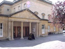 A picture of Bath Wallpaper