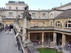 The mock Roman statues seen here were added by the victorians. Wallpaper