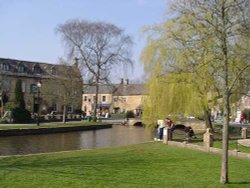 A picture of Bourton on the Water Wallpaper