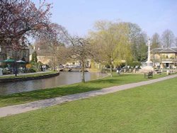 A picture of Bourton on the Water Wallpaper
