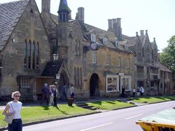 A picture of Broadway Wallpaper