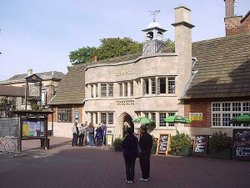 A picture of Oxford Wallpaper