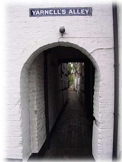 Yarnells Alley