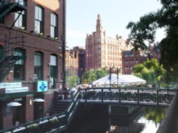 Canal Street in Manchester Wallpaper