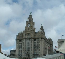 Liver Buildings, Liverpool Wallpaper