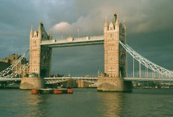 Tower Bridge at Sunset Wallpaper