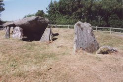 arthurs stone neolithic long barrow dorstone hill herefordshire