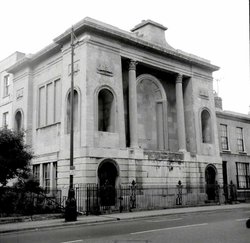 2 Portland Street Wallpaper