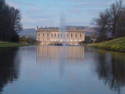 Chatworth House from garden Wallpaper