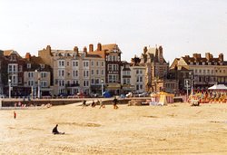 Bech of Weymouth Wallpaper