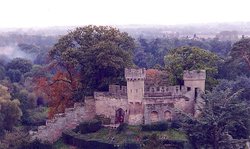 Warwick Castle. View of the back castle walls Wallpaper