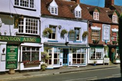 Castle Hill, Kenilworth Wallpaper