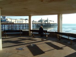 Hastings Pier, East Sussex Wallpaper