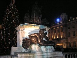 London at night Wallpaper