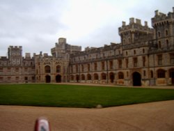 Windsor Castle courtyard Wallpaper