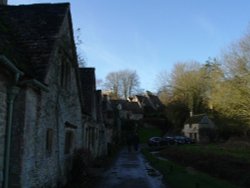 Most photographed row of cottages Wallpaper