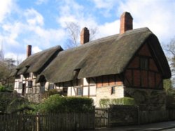 Anne Hathaway's cottage, Stratford-upon-Avon Wallpaper