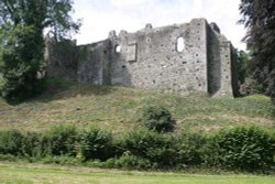 Okehampton Castle side view