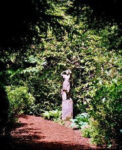 Statue