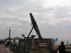 HMS Victory Anchor, Southsea Wallpaper