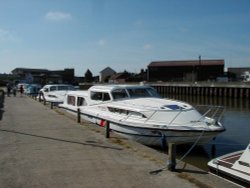 Great Yarmouth Quay, Norfolk Broads Wallpaper