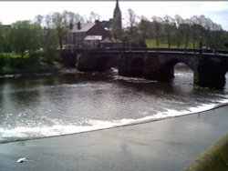 Old Dee bridge and Weir, Chester Wallpaper