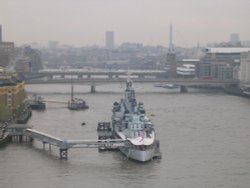 The River Thames w/ London Bridge and HMS Belfast. Wallpaper