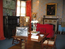 Beaulieu Office Wallpaper