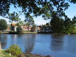 Beaulieu village from across the House Wallpaper