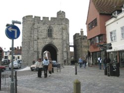 Canterbury Gate Wallpaper