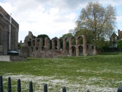 St. Botolphs Priory in Colchester Wallpaper