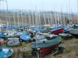 Boats at Draycote Water, Warwickshire Wallpaper