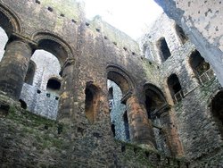 Rochester Castle. Looking up. Wallpaper