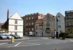 View from old lockup towards hill street Wallpaper