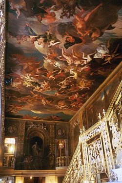 Chatsworth entrance hall
