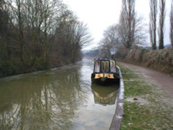 Bradford-On-Avon. The Kennet And Avon Canal In Winter Wallpaper